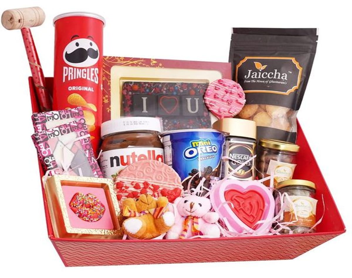 Valentine’s Gift Basket