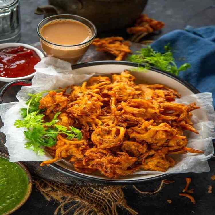 Onion Pakoras or Fritters for monsoon season