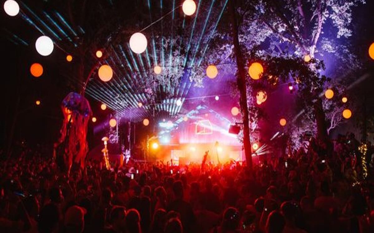 Celebrate the World: Top 7 International Festivals You Can’t Miss!