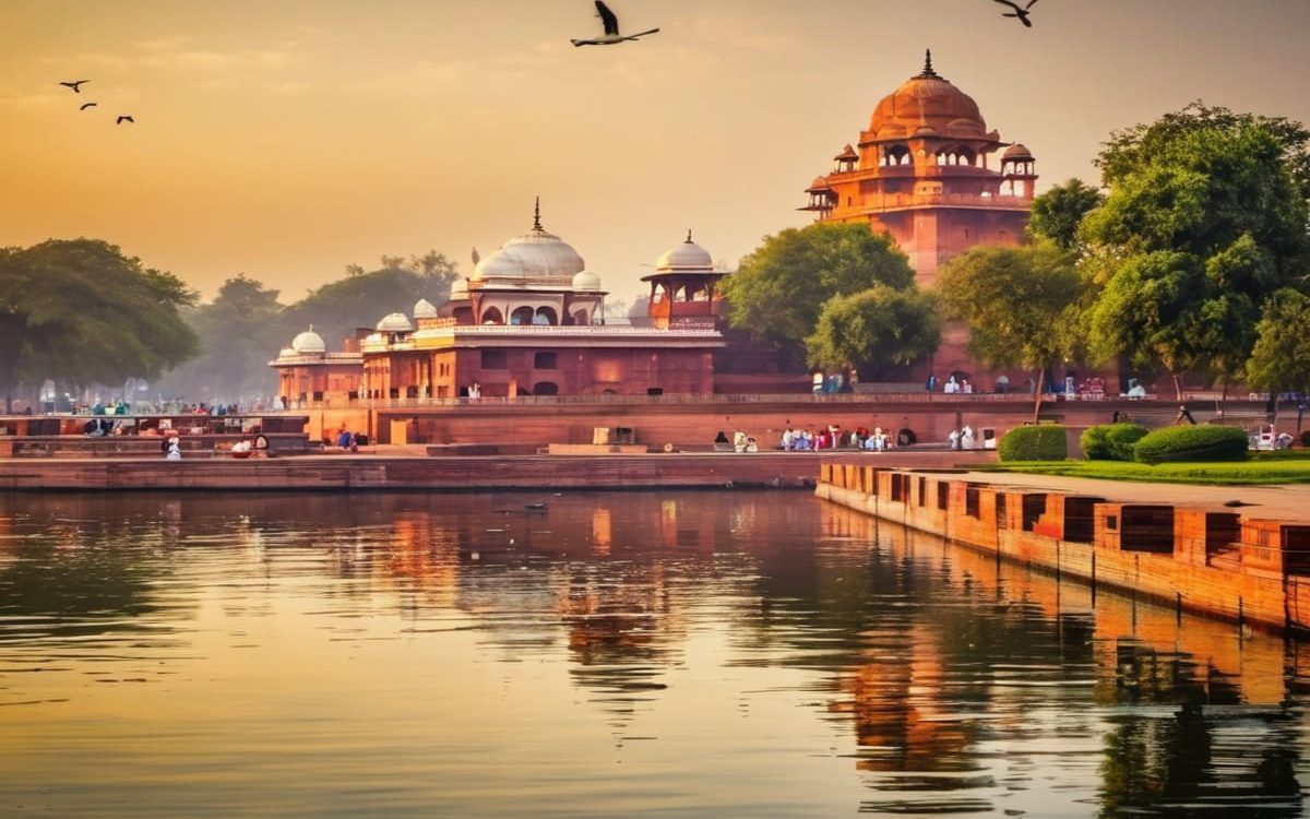 A Comprehensive Tour Guide: Top Tourist Places in Delhi